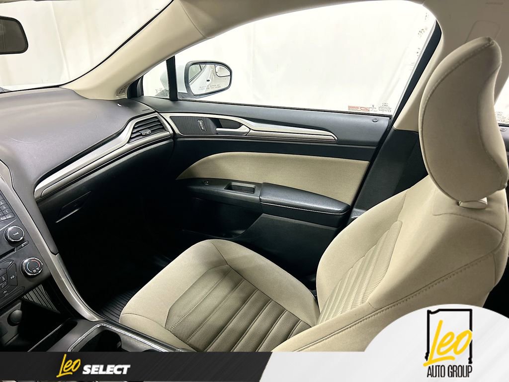 Used 2017 Ford Fusion S image 21