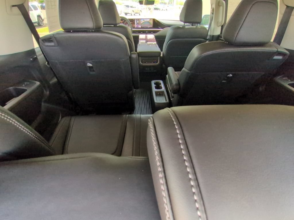Used 2026 INFINITI QX80 Pure w/ Cargo Package RWD image 31