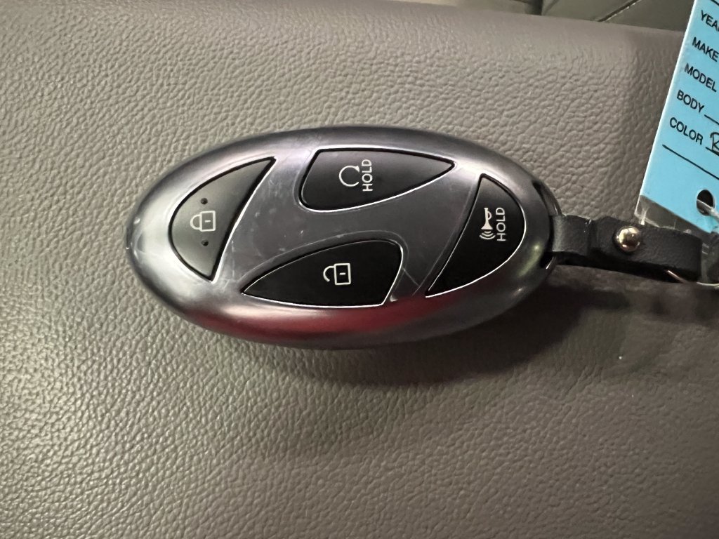 Used 2025 Hyundai Elantra Sport FWD image 30