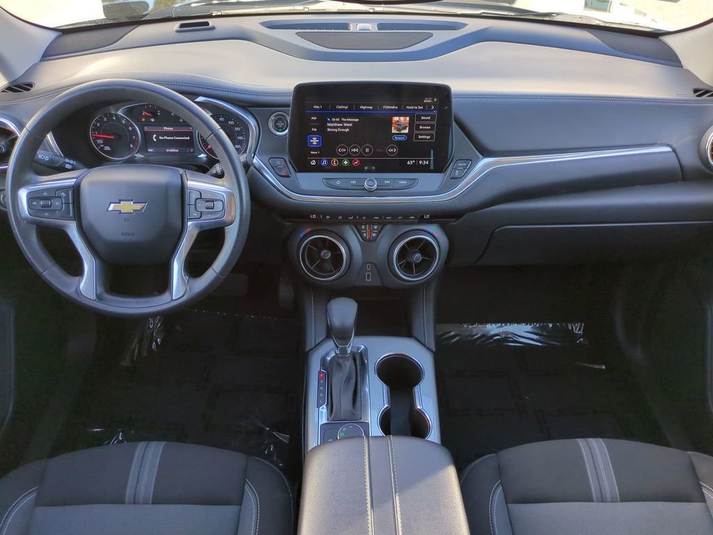 Used 2023 Chevrolet Blazer LT image 15