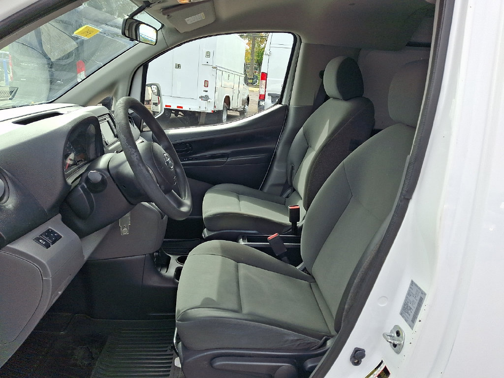 Used 2015 Nissan NV200 SV w/ Technology Package FWD image 12