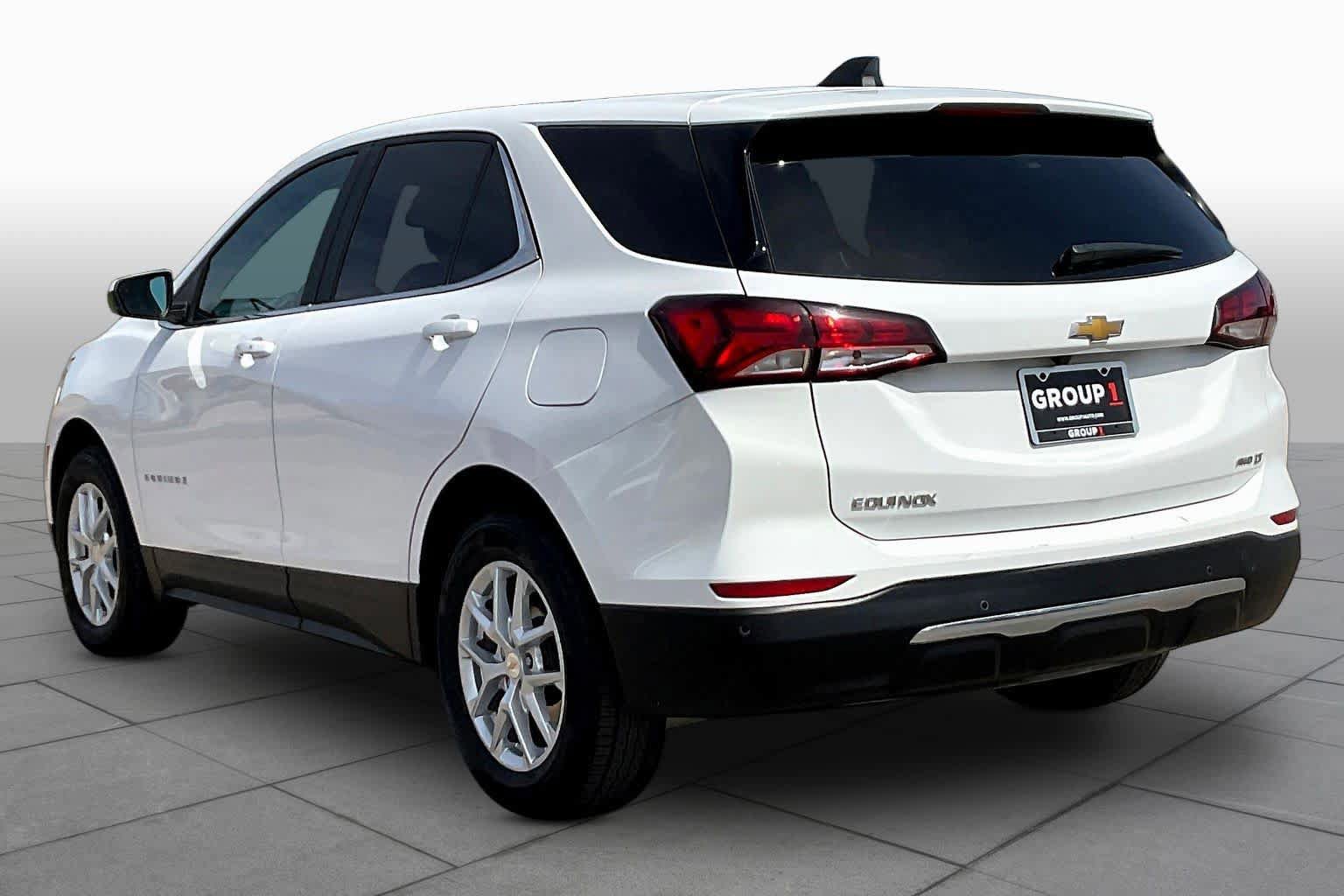 Used 2024 Chevrolet Equinox LT AWD/4WD image 12