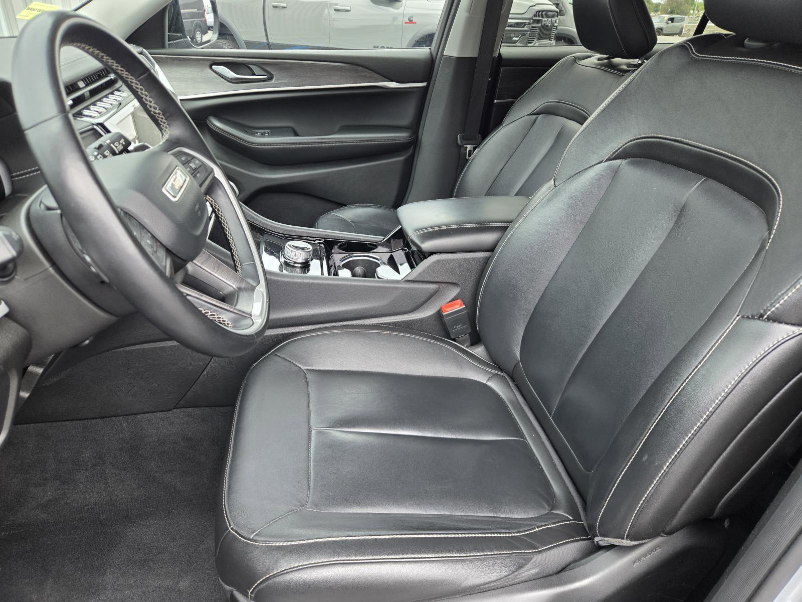 Certified 2022 Jeep Grand Cherokee L Limited RWD image 22