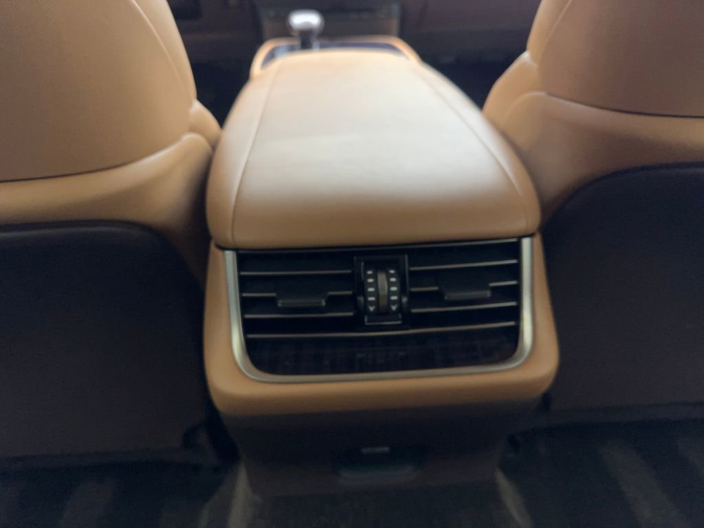 Used 2020 Lexus LS 500 w/ Accessory Package (Z2) image 71