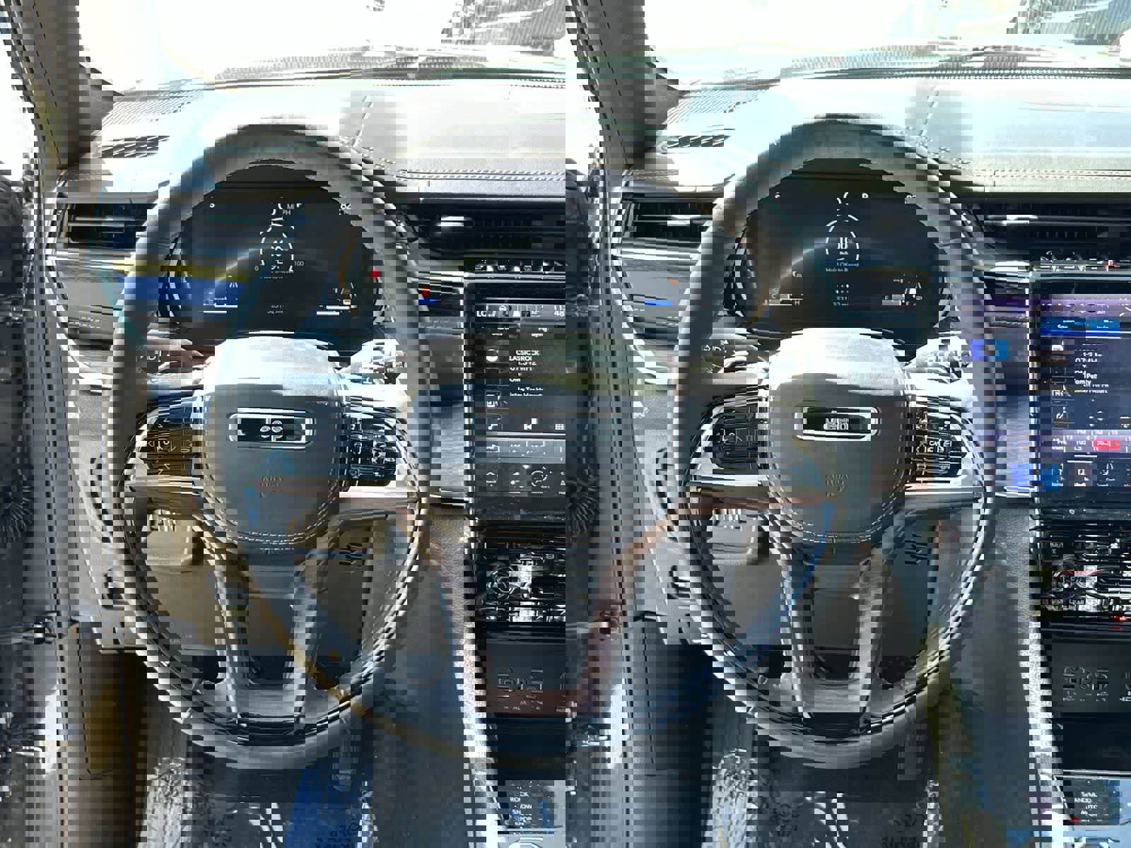 Used 2022 Jeep Grand Cherokee Summit w/ Adv Protech Group IV image 18