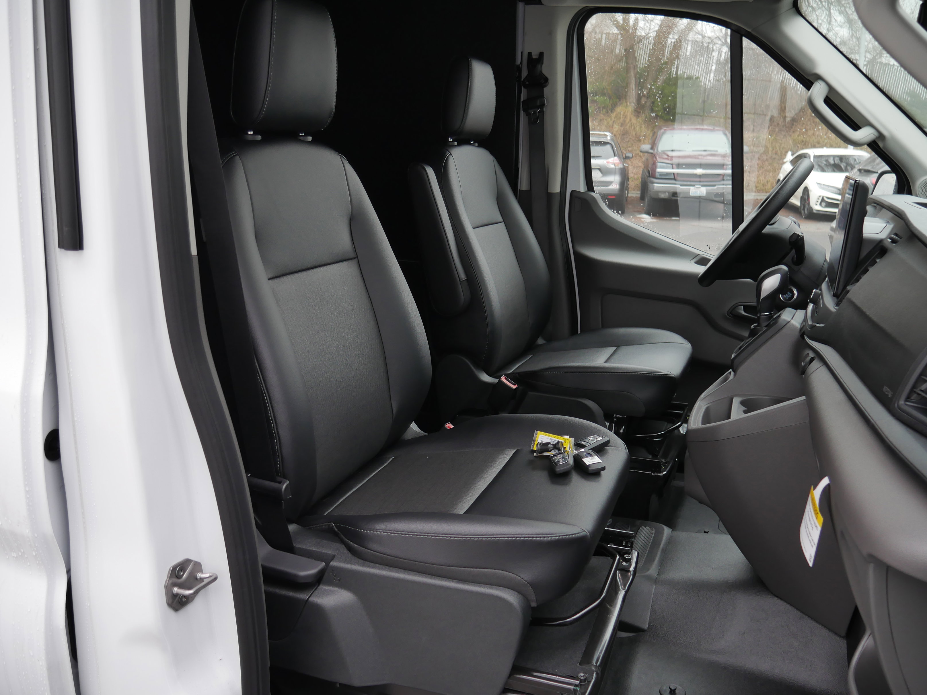 New 2026 Ford Transit 250 148 Medium Roof Extended AWD w/ Load Area Protection Package image 26
