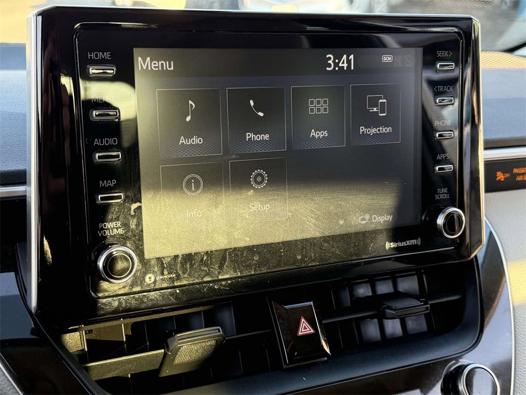 Used 2021 Toyota Corolla LE image 16