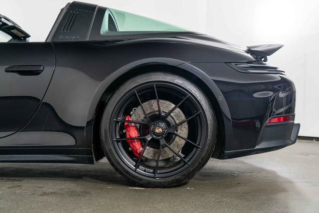 Used 2025 Porsche 911 Targa 4 GTS image 13