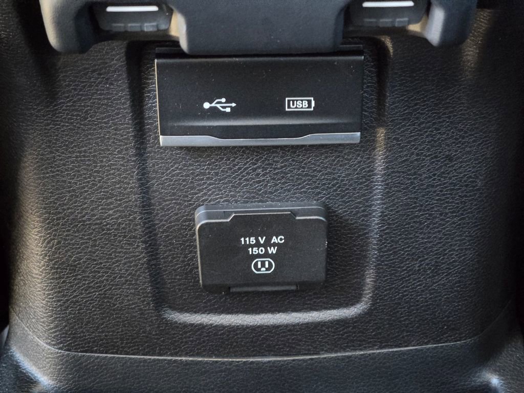 Used 2020 Jeep Wrangler Unlimited Rubicon w/ Dual Top Group image 25