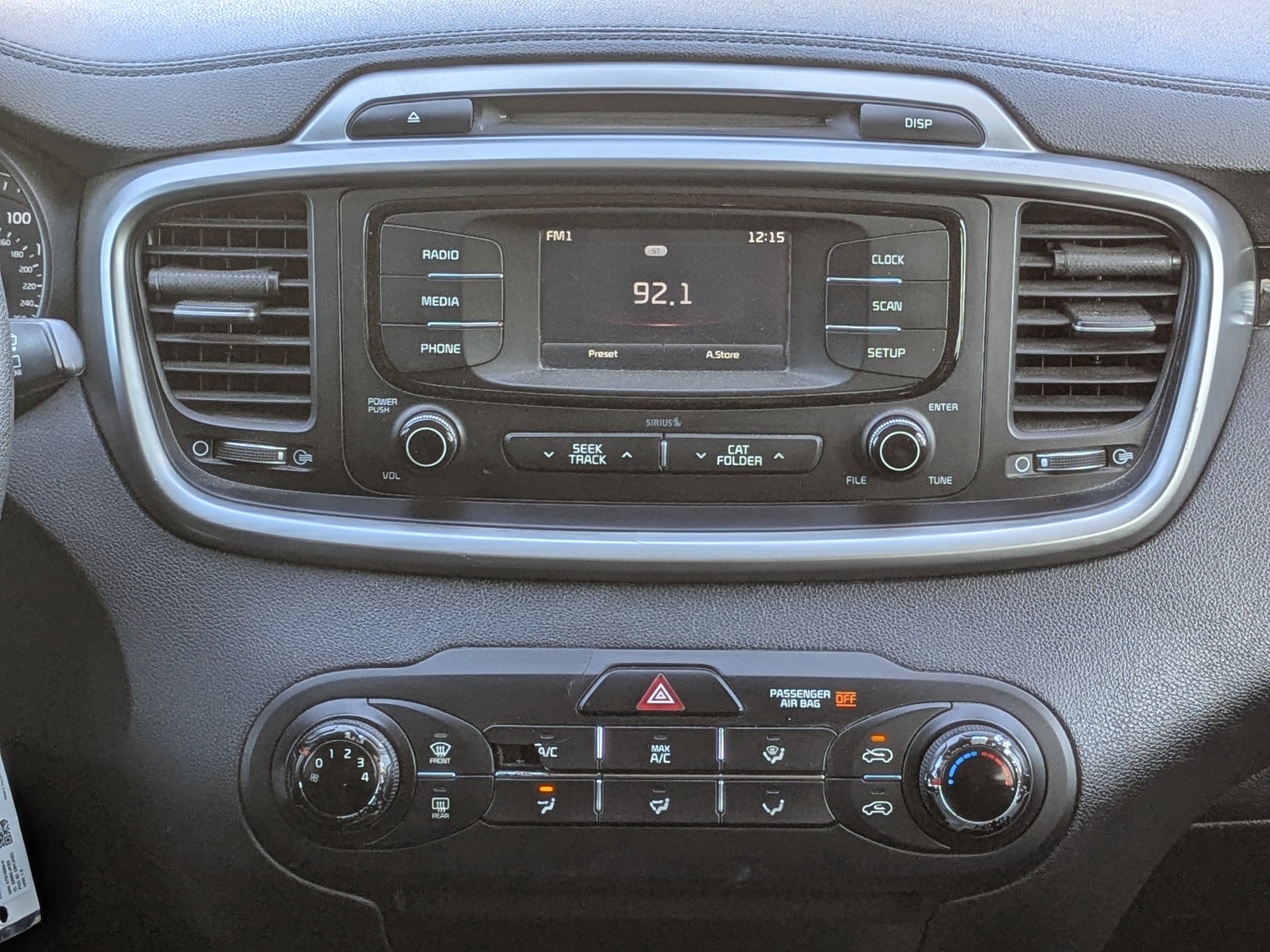 Used 2017 Kia Sorento AWD image 20