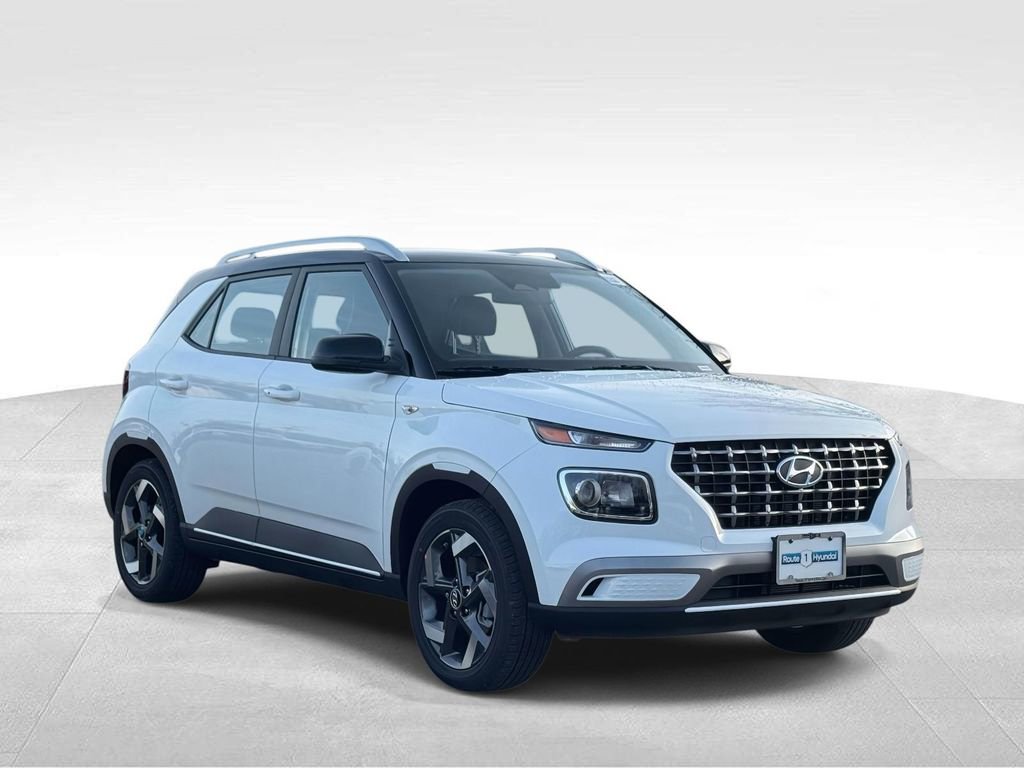 New 2026 Hyundai Venue SEL FWD video 2
