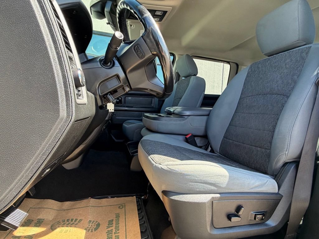 Used 2019 RAM 1500 Express w/ Wheel & Sound Group AWD/4WD image 10