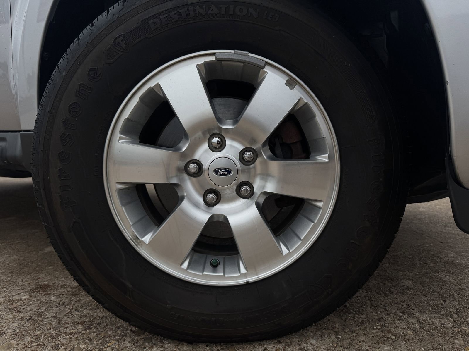 Used 2011 Ford Escape Limited w/ 301A Rapid Spec Order Code FWD image 10