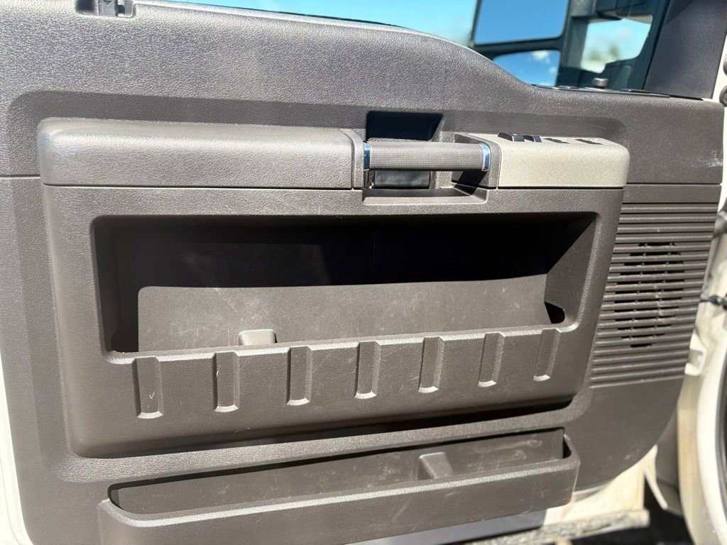 Used 2016 Ford F350 Lariat w/ Lariat Ultimate Package image 13