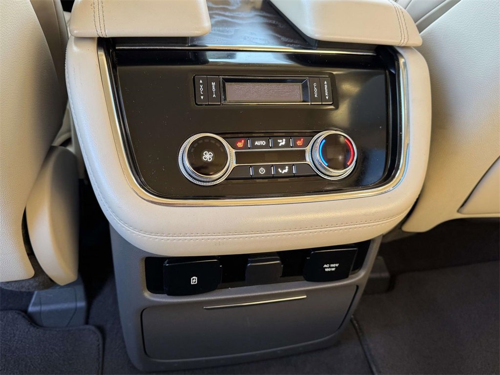 Used 2019 Lincoln Navigator Reserve w/ Cargo Package image 17