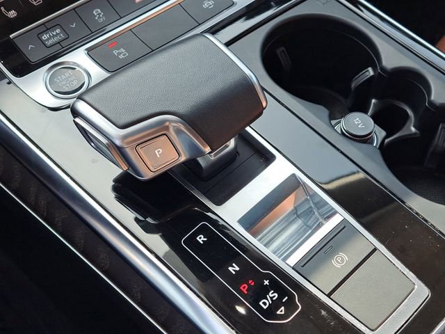 Used 2022 Audi Q8 Premium Plus image 17