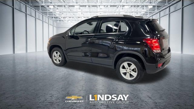 Used 2020 Chevrolet Trax LT w/ LT Convenience Package image 7