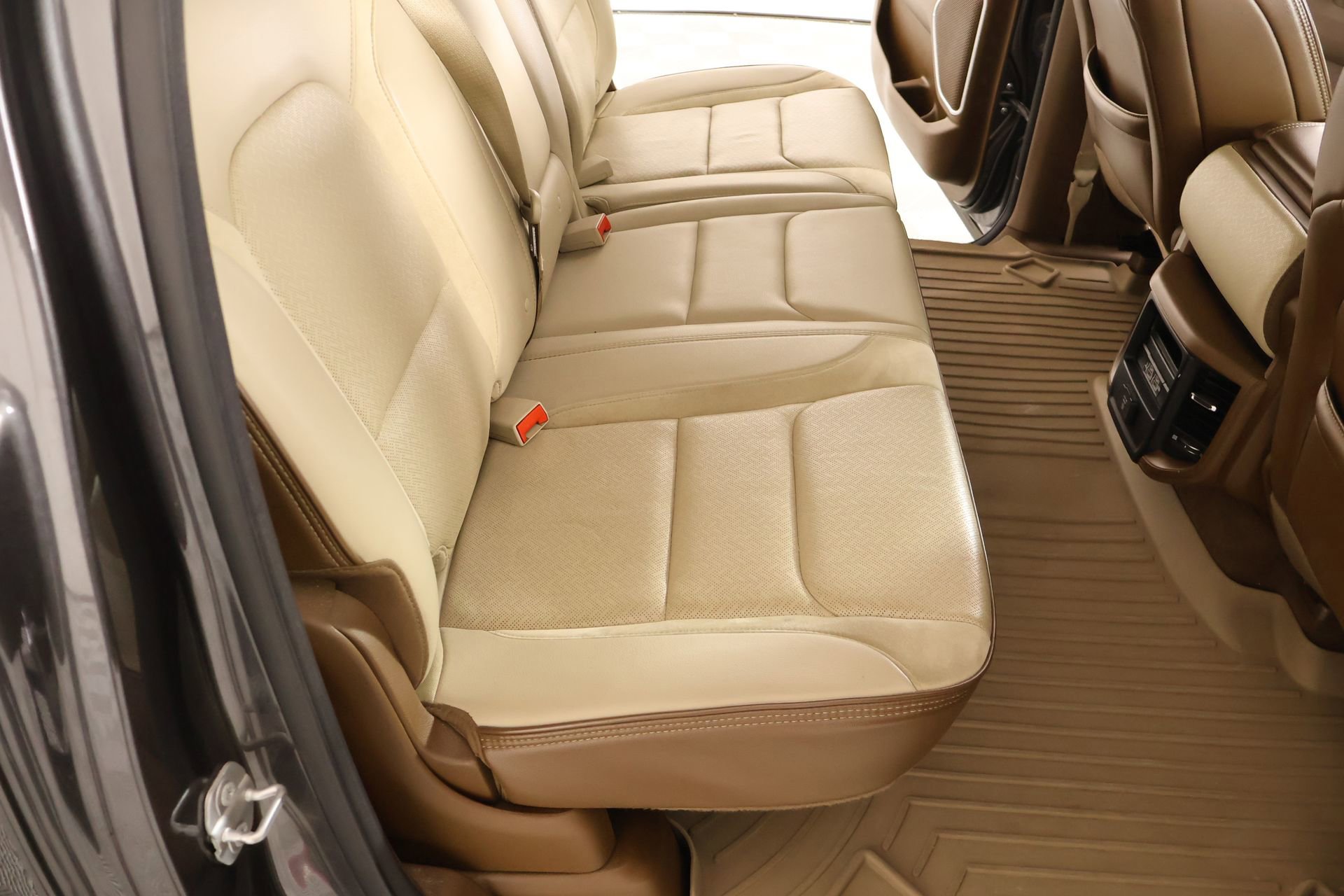 Used 2020 RAM 1500 Laramie image 14