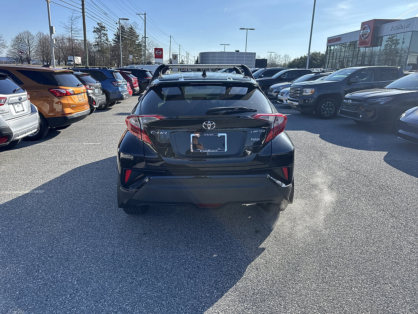 Used 2021 Toyota C-HR Limited FWD image 13