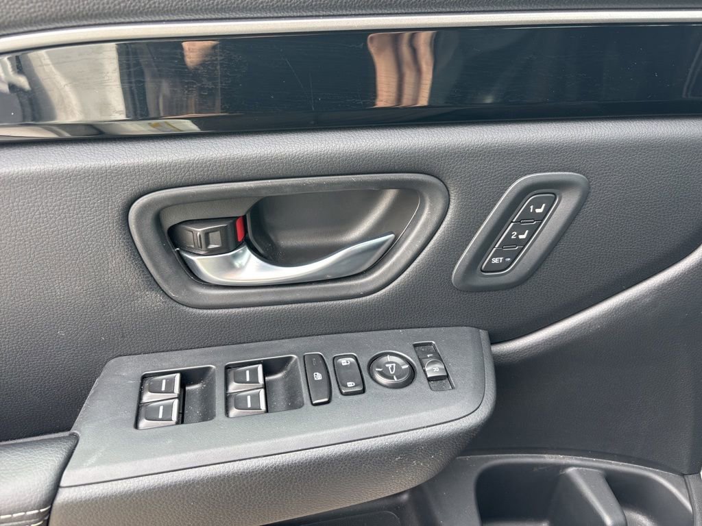 Used 2025 Honda Pilot Touring image 20