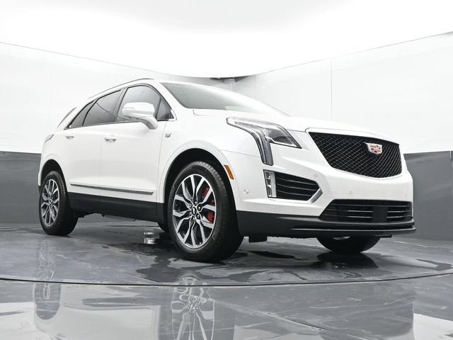 New 2026 Cadillac XT5 Sportv w/ LPO, Floor Liner Package AWD/4WD image 40