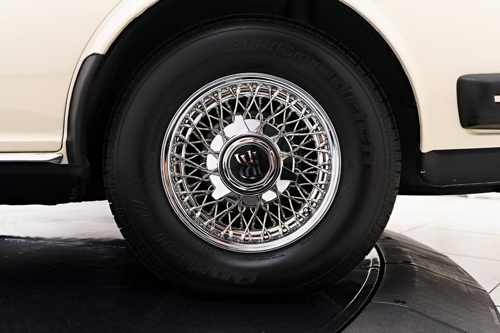 Used 1990 Rolls-Royce Silver Spur II image 35