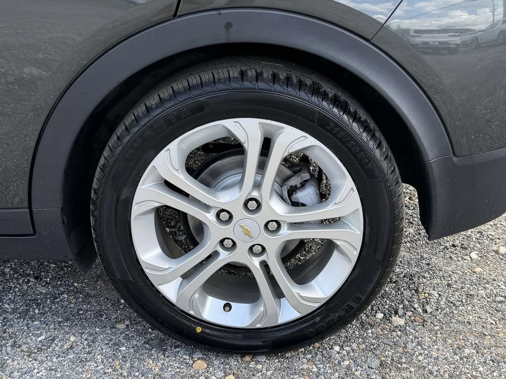Used 2020 Chevrolet Bolt LT FWD image 7