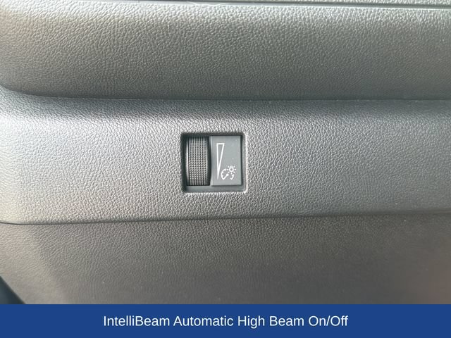 Used 2023 Chevrolet Colorado W/T RWD image 13