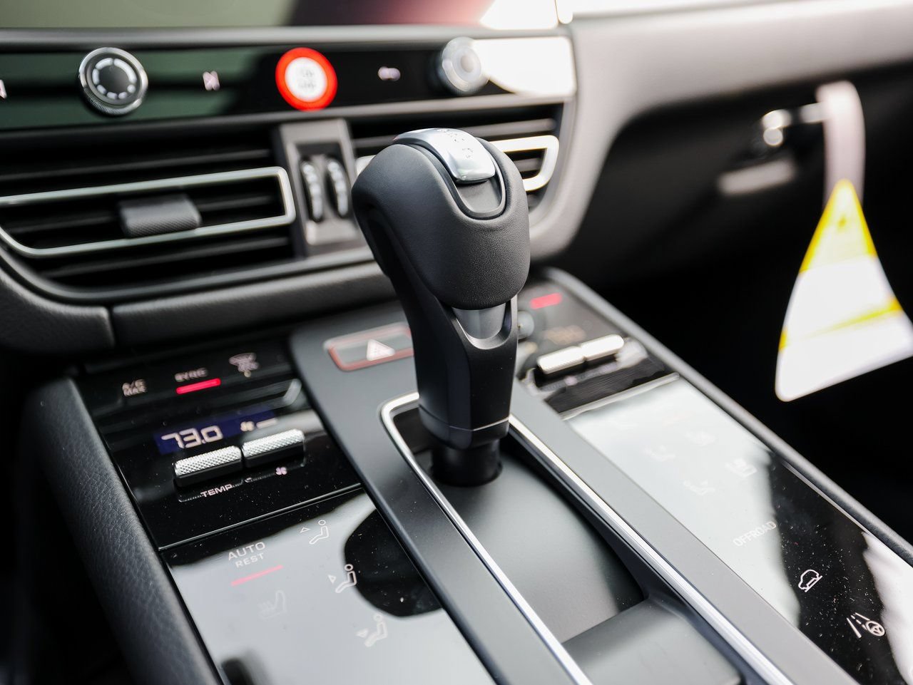 Certified 2026 Porsche Macan S AWD/4WD image 20