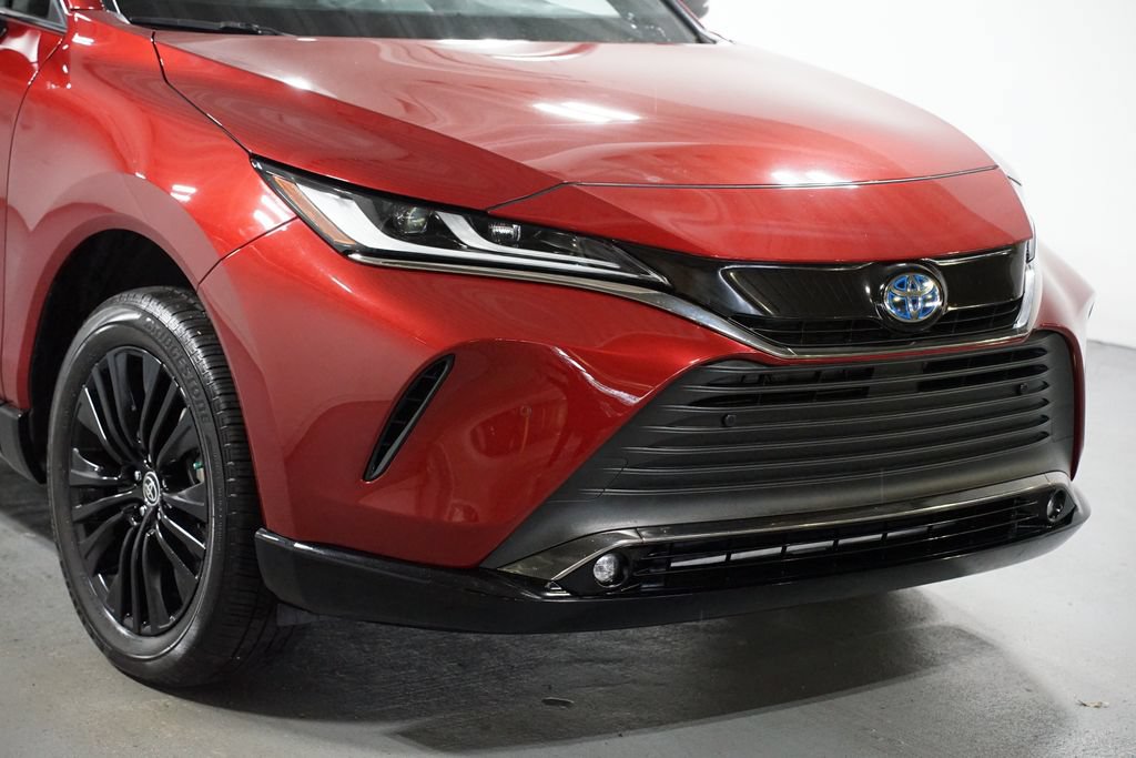 Certified 2023 Toyota Venza Nightshade AWD/4WD image 4