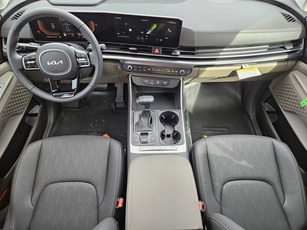 New 2026 Kia Carnival FWD image 18