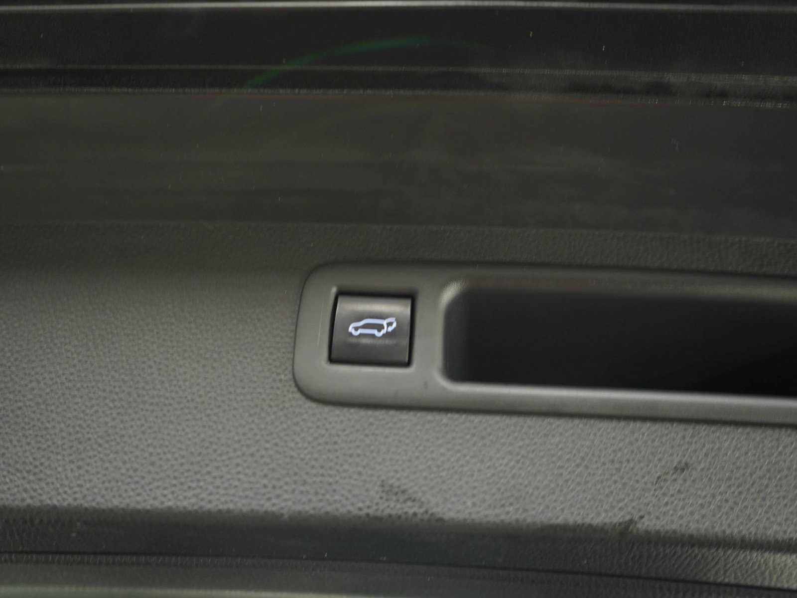 Used 2020 Toyota Highlander Limited AWD/4WD image 19