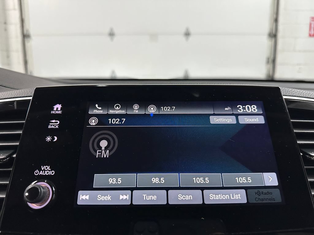 Used 2020 Honda Pilot Touring image 32