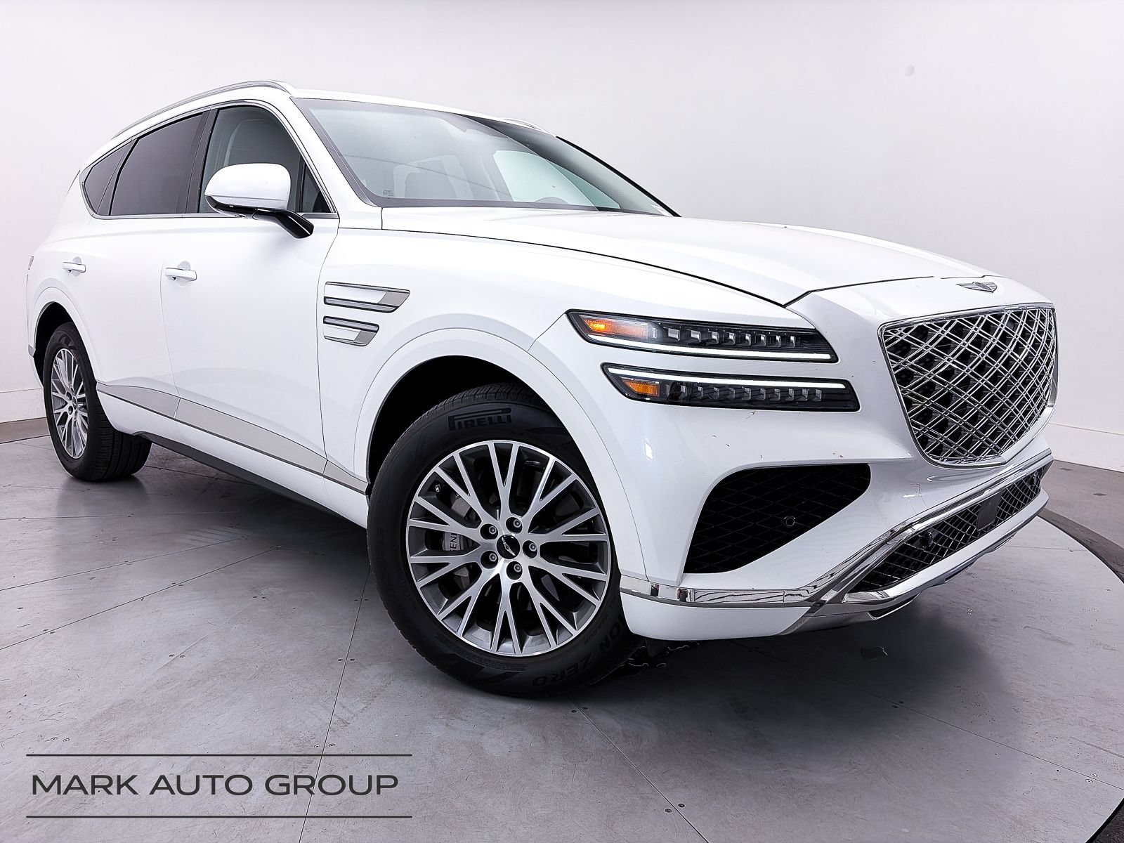 Used 2025 Genesis GV80 2.5T Standard AWD/4WD image 1