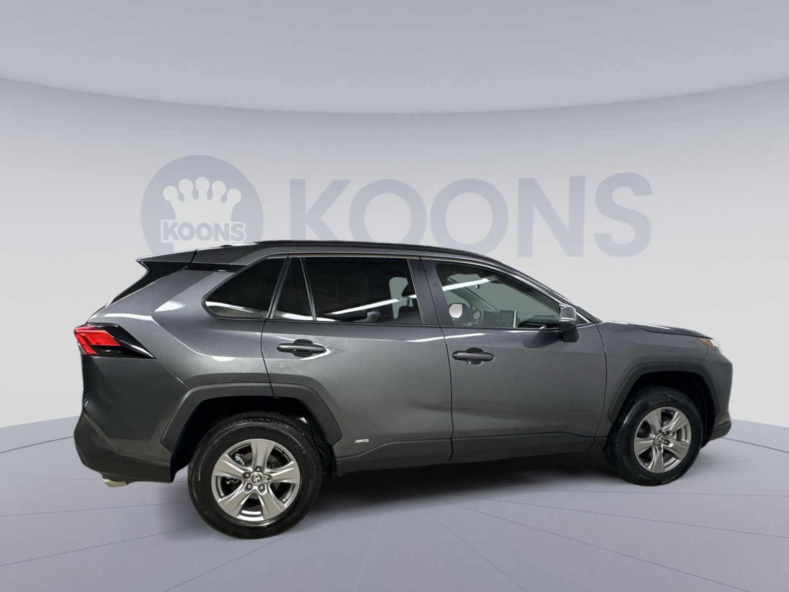 Used 2025 Toyota RAV4 LE AWD/4WD image 21