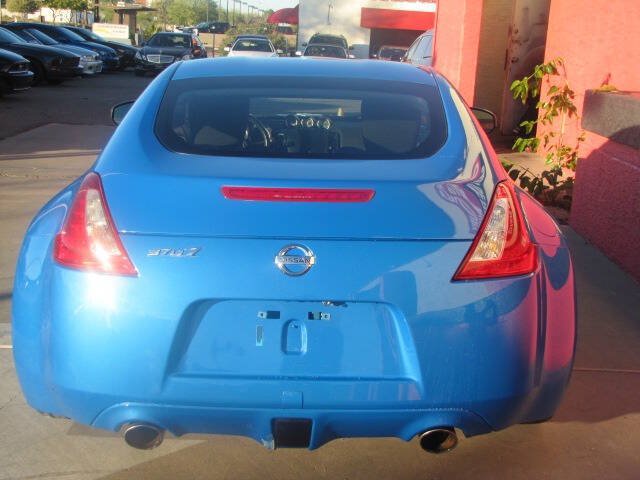 Used 2009 Nissan 370Z Coupe RWD image 5
