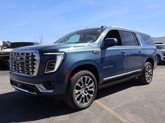 New 2026 GMC Yukon XL Denali w/ Sun & Power Step Package AWD/4WD image 48