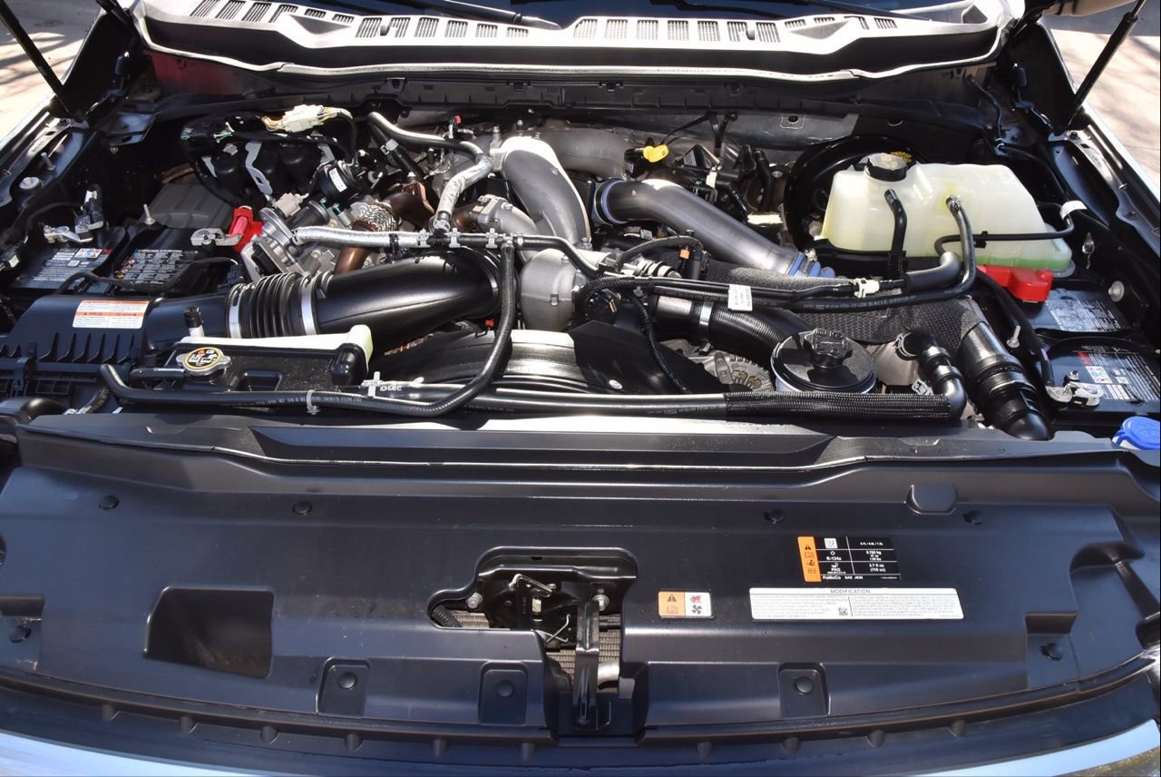 Certified 2024 Ford F250 Platinum w/ FX4 Off-Road Package image 44