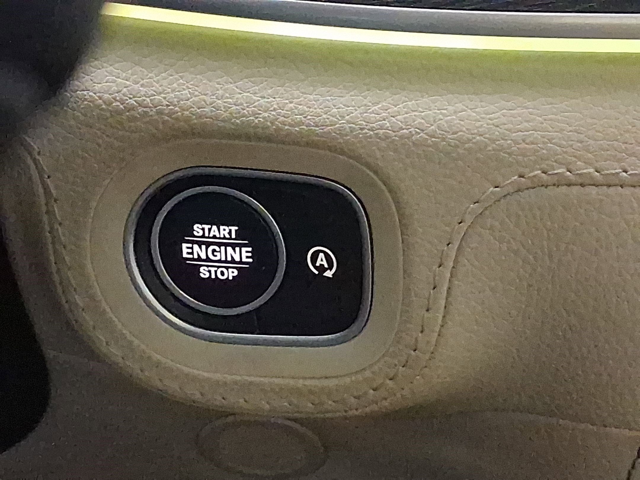 Used 2023 Mercedes-Benz GLS 450 4MATIC image 25