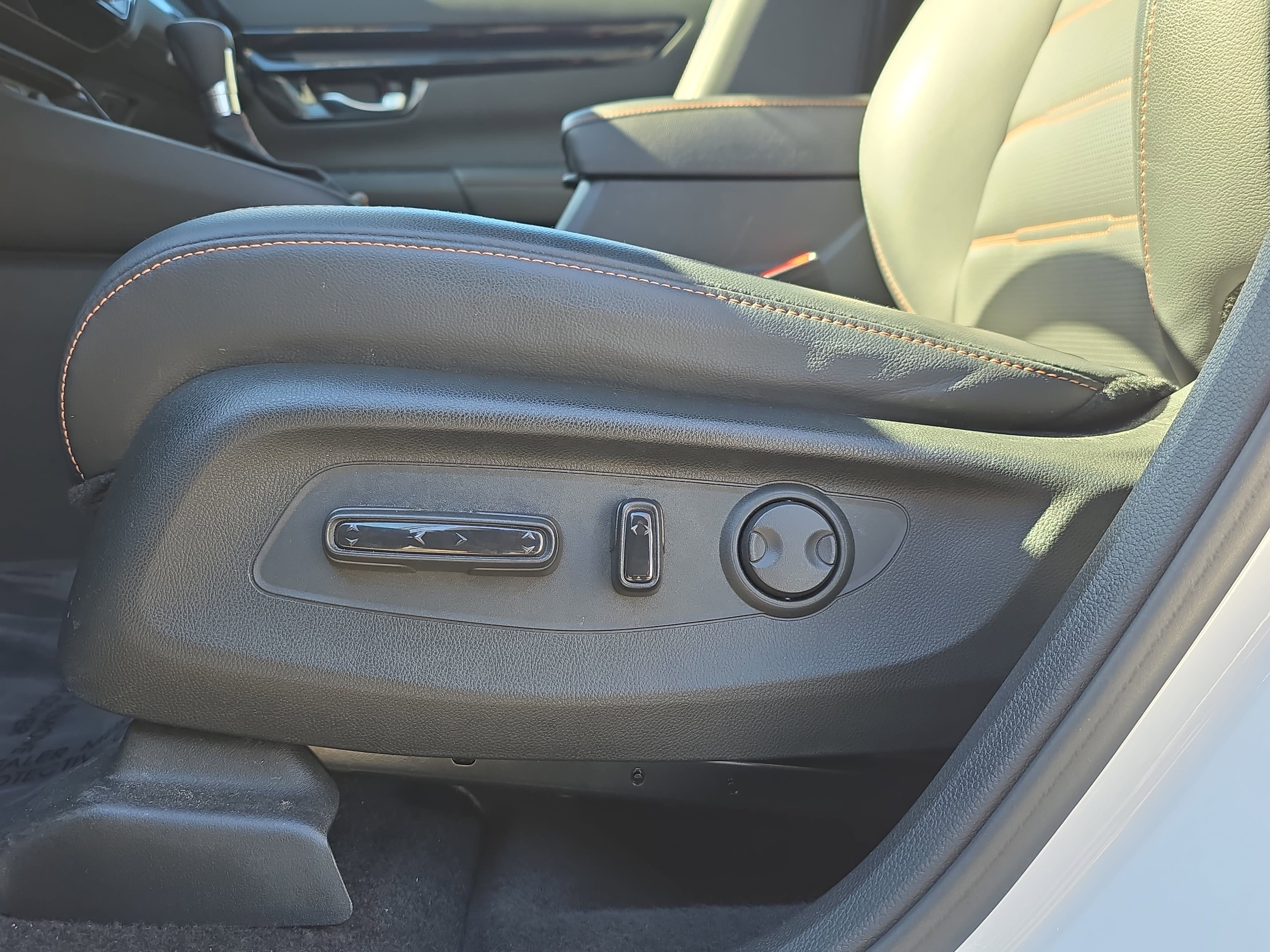 Used 2023 Honda CR-V Sport Touring image 30