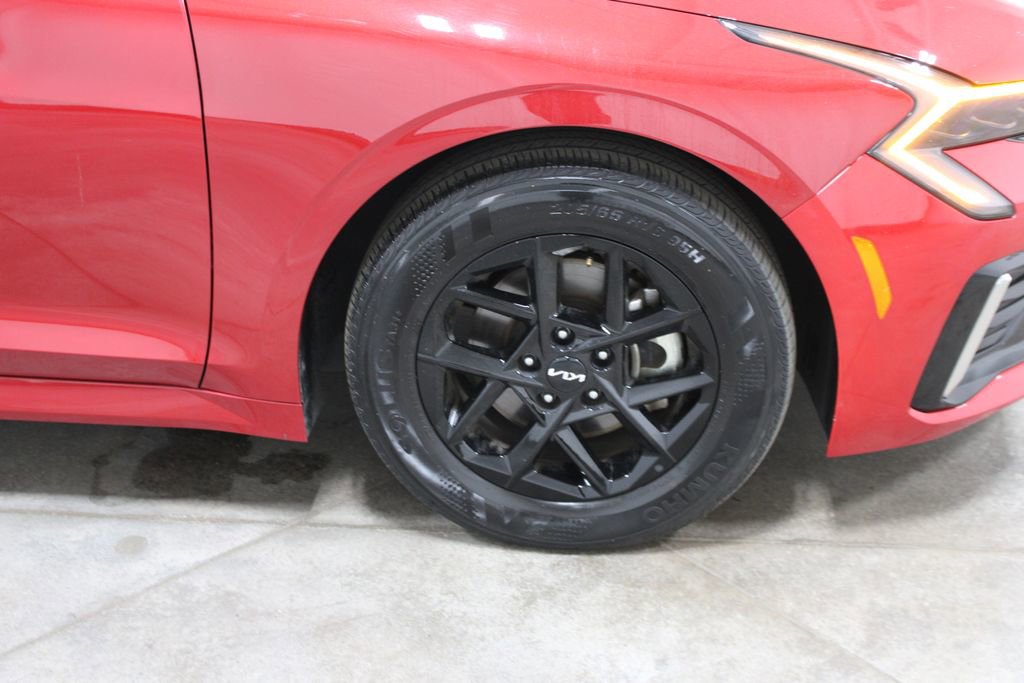 Used 2025 Kia K5 LXS image 45