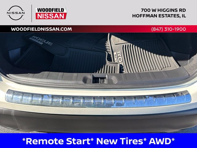 Used 2020 Nissan Rogue Sport SV w/ Technology Package AWD/4WD image 15