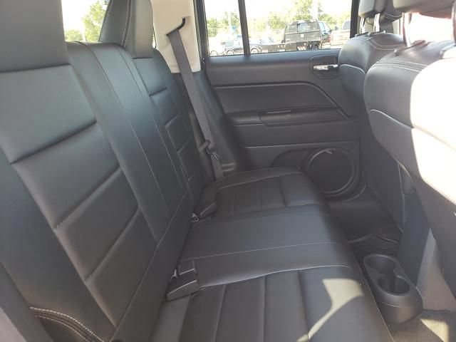 Used 2016 Jeep Patriot High Altitude AWD/4WD image 18
