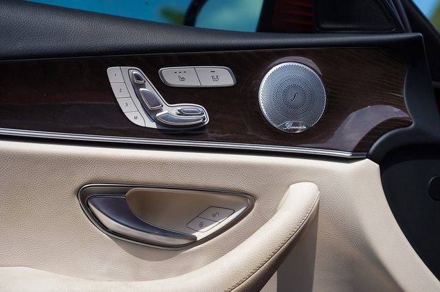 Used 2019 Mercedes-Benz E 450 4MATIC Sedan image 39