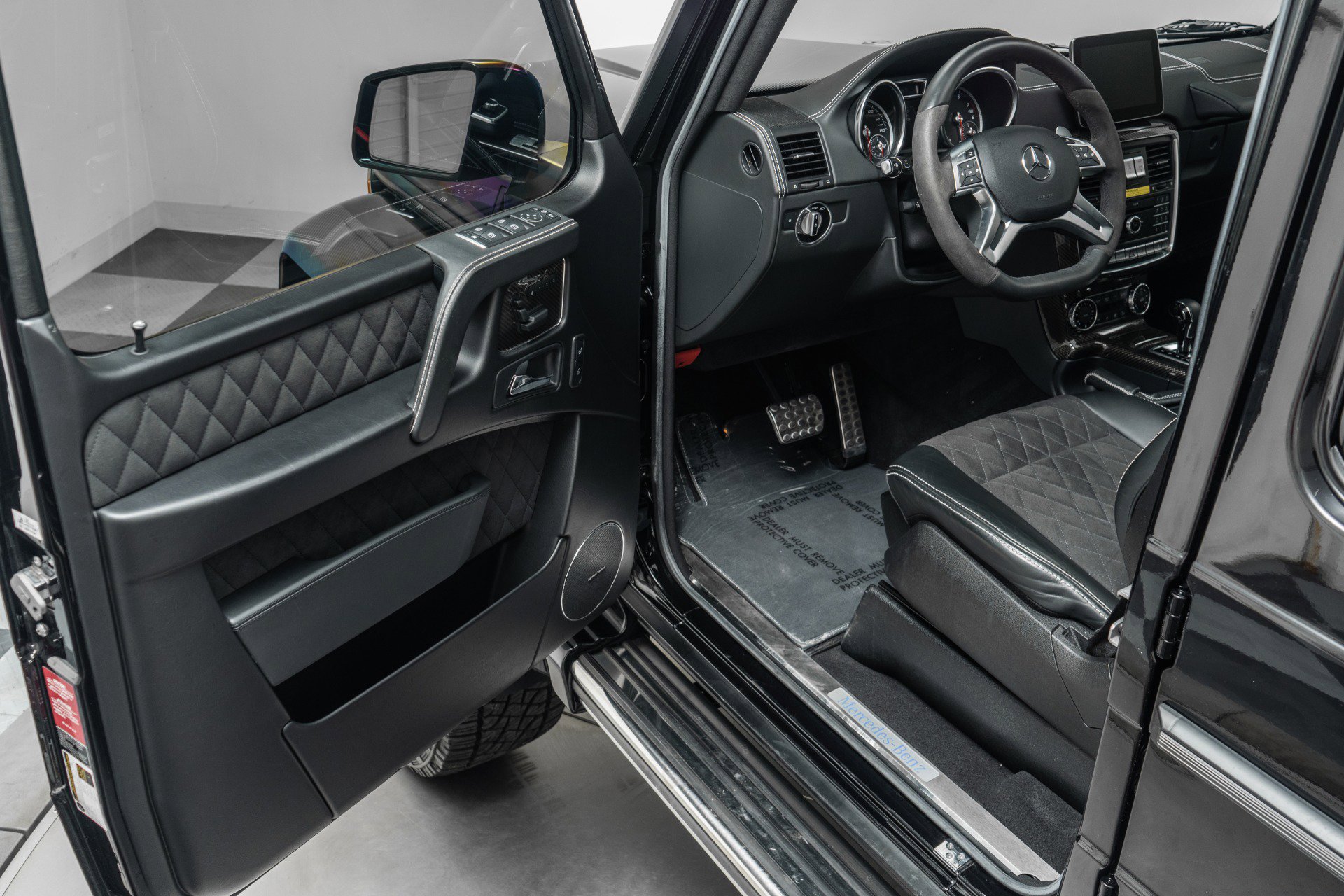 Used 2018 Mercedes-Benz G 550 Squared image 22
