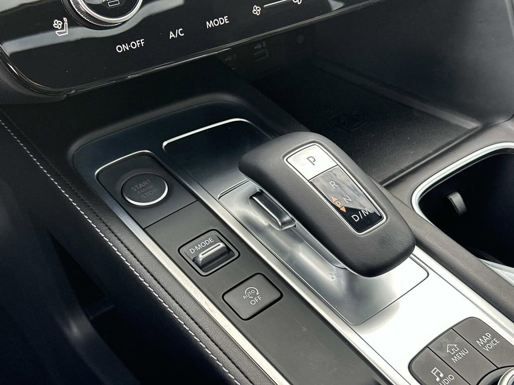 Certified 2025 INFINITI QX60 Luxe w/ Black Edition image 15