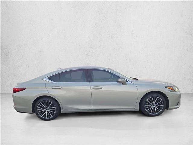 Used 2025 Lexus ES 350 w/ Premium Package FWD image 4