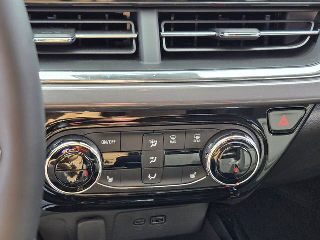 Used 2025 Chevrolet Trax ACTIV w/ Driver Confidence Package image 23