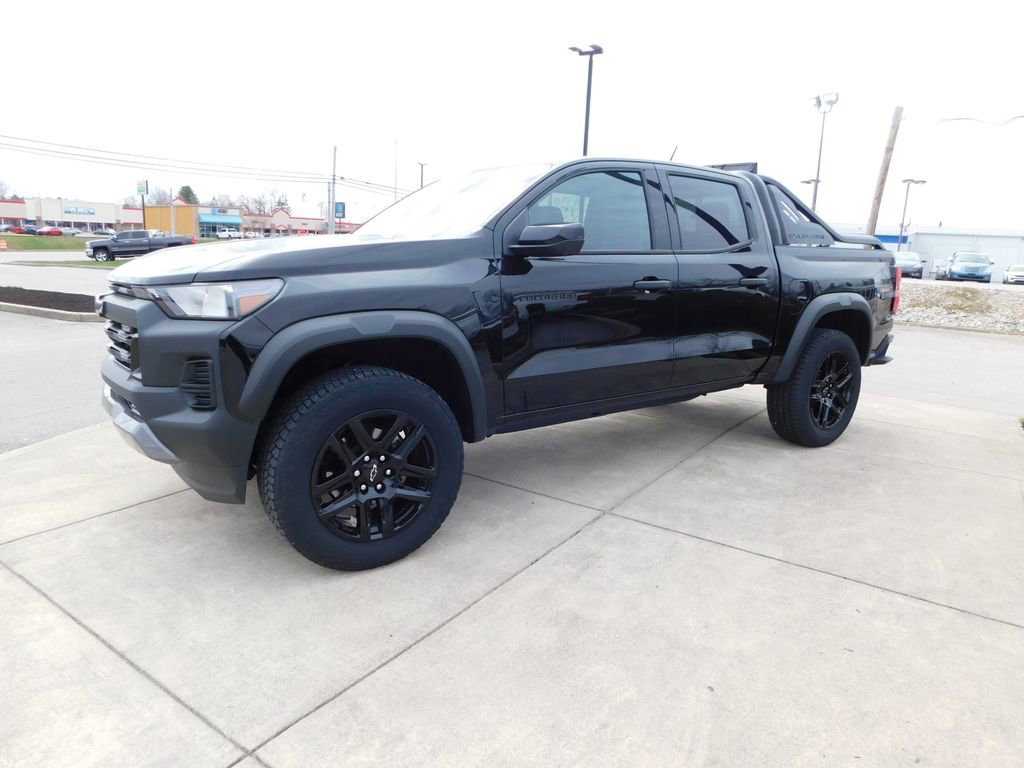 New 2025 Chevrolet Colorado Trail Boss w/ Midnight Edition image 10