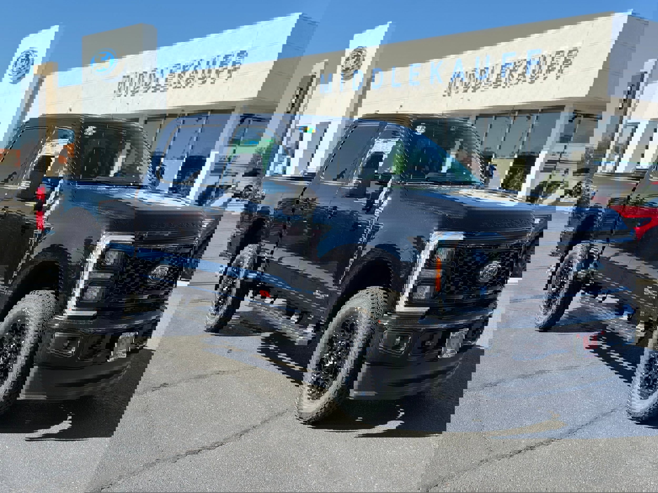 New 2026 Ford F250 Lariat w/ Black Appearance Package